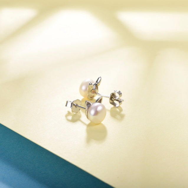 Freshwater Pearl Cat Earrings